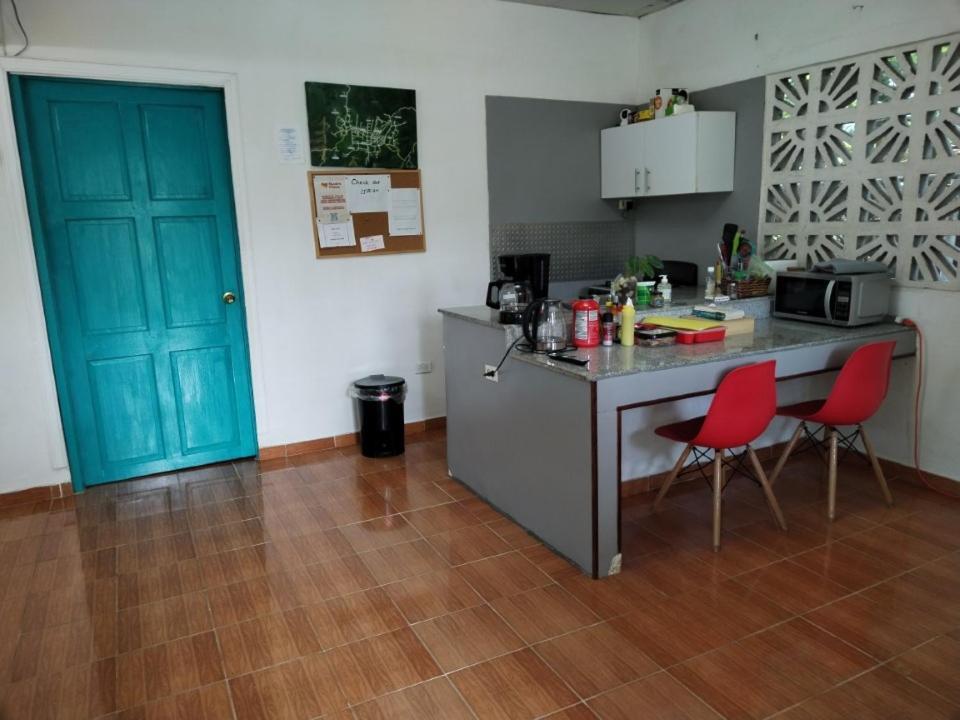 El Valle de Anton Casa Hostal Bouva מראה חיצוני תמונה