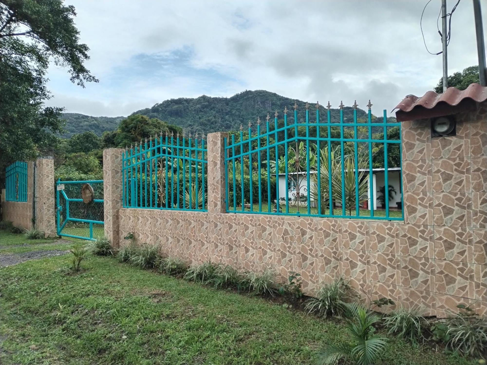 El Valle de Anton Casa Hostal Bouva מראה חיצוני תמונה